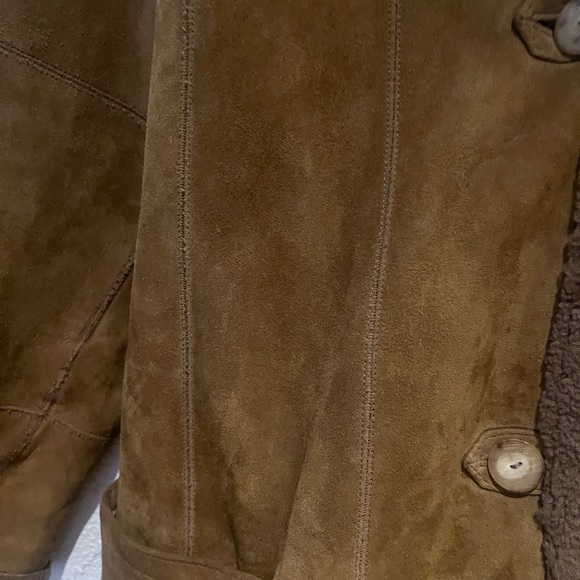 Women's brown suede exterior  and shearling interior car coat size small - Picture 2 of 5